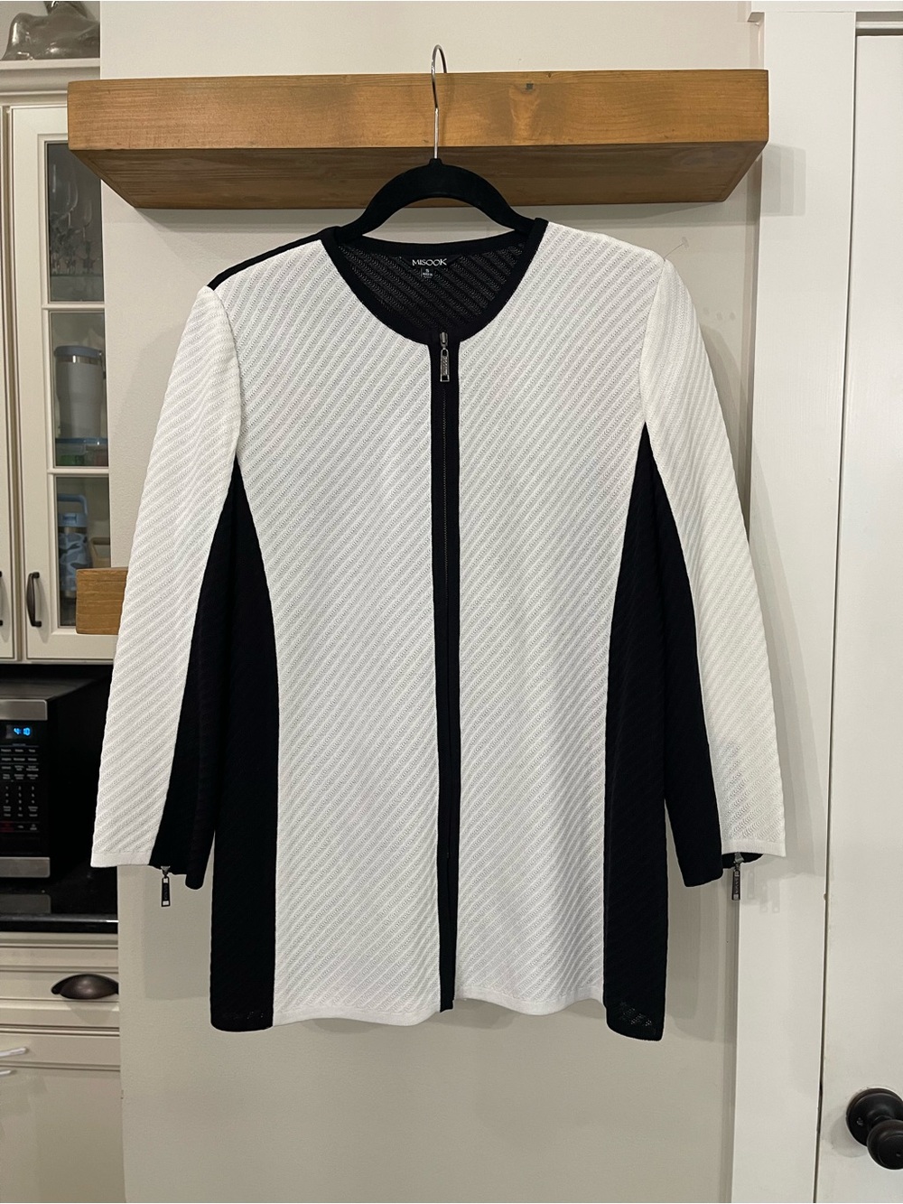 $428 Misook knit zip up jacket